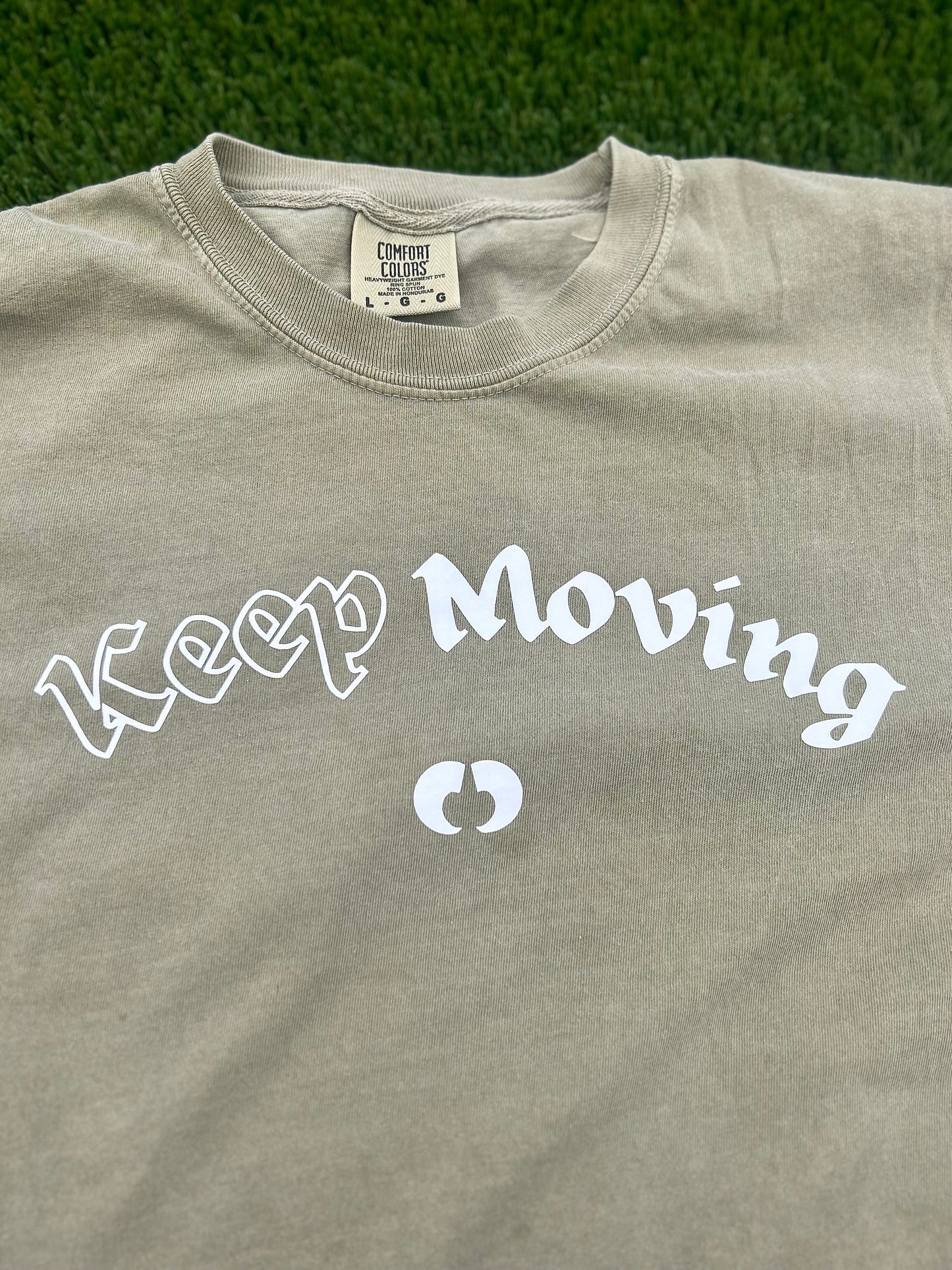 Keep Moving Kakhi/Black T-Shirt Unisex